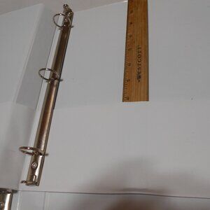 Lot 2 New solid White School home Notebook 3 ring view binders w/ pockets 📘